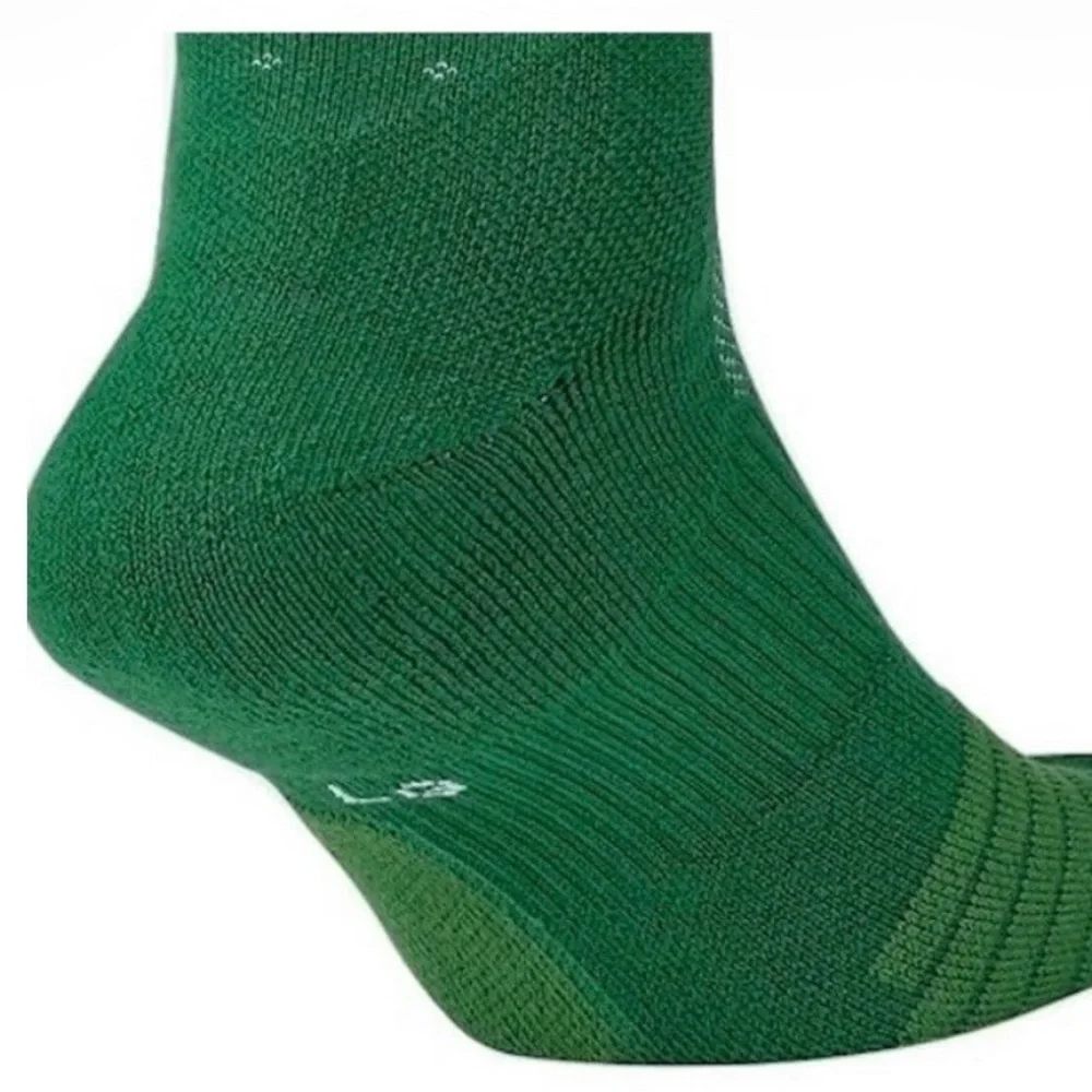 Nike Elite Holiday‎ Basketball Green Crew Socks Boy’s Girl’s Swoosh Child/Youth